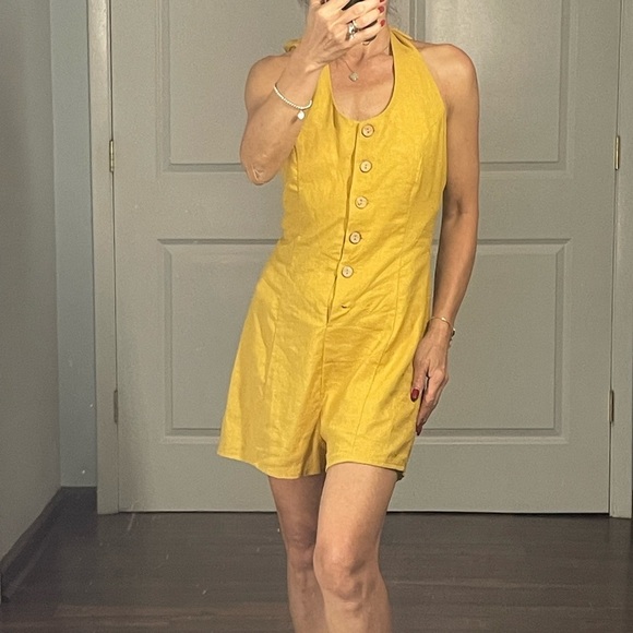 Illa Illa Linen Blend Halter Neck Button Down Romper size S - Picture 4 of 9